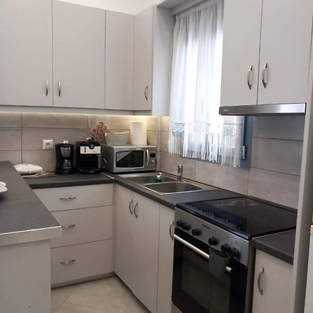 Apartment In The Centre For 4 People Naxos City Екстер'єр фото