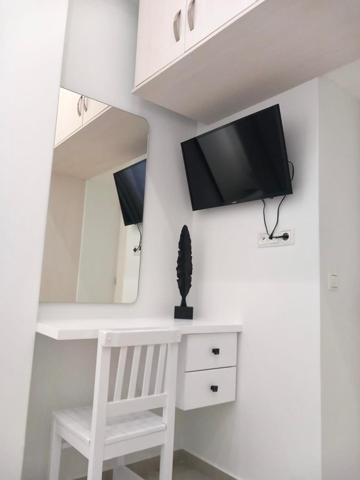 Apartment In The Centre For 4 People Naxos City Екстер'єр фото