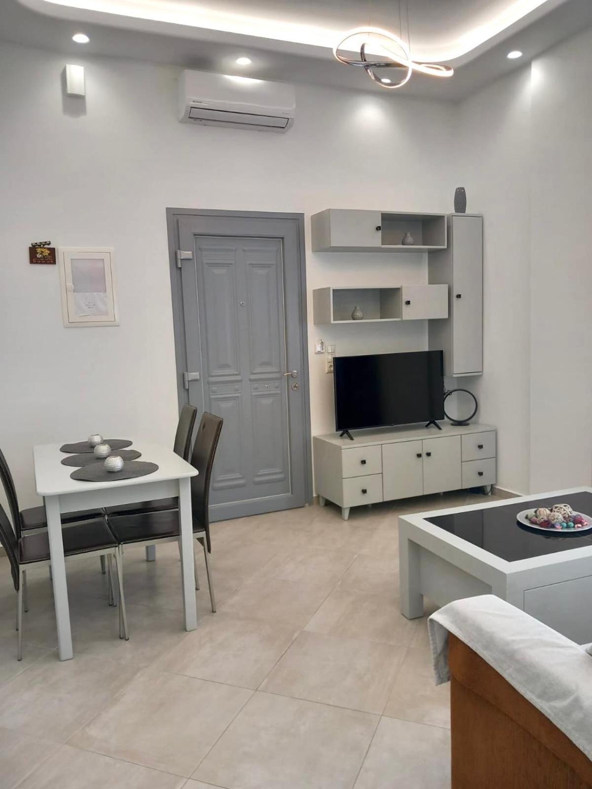 Apartment In The Centre For 4 People Naxos City Екстер'єр фото